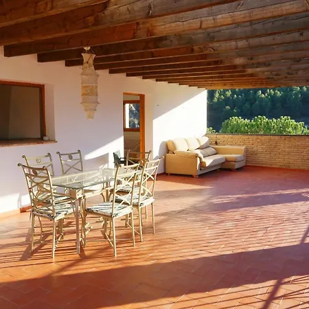 Cuatro Chimeneas *